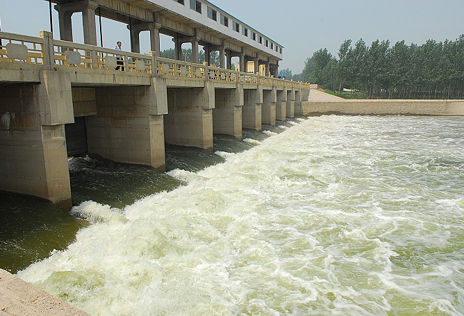 《中華人民共和國防洪法》